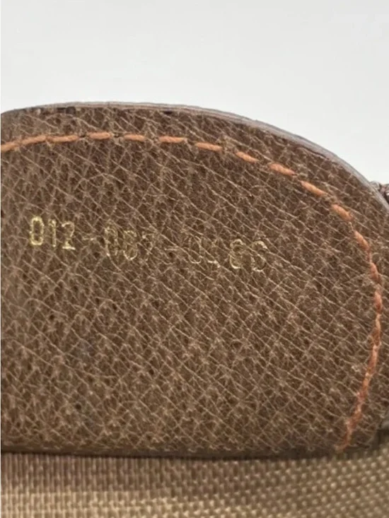 GUCCI SUPREME CANVAS LRG TOTE UNBRANDED STRAP - Picture 11 of 11